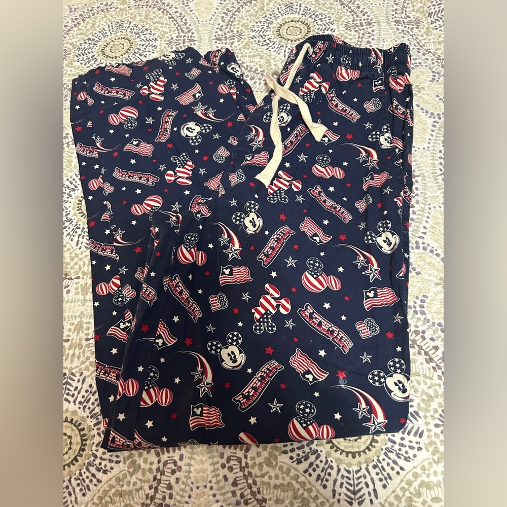 Disney- Women’s Pajamas-Mickey print on Navy Blue w/Red & White details Size SM